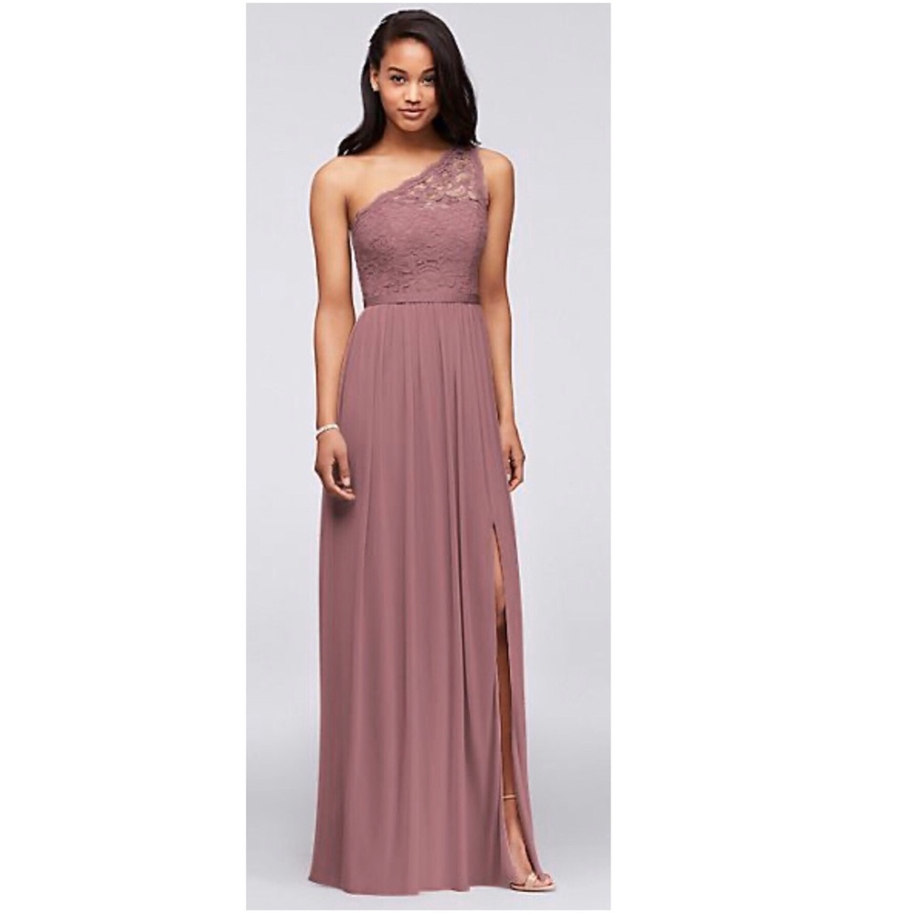 ✨Long one shoulder lace dress✨
